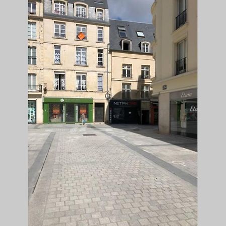 Appartement Caen Hyper Centre Екстер'єр фото